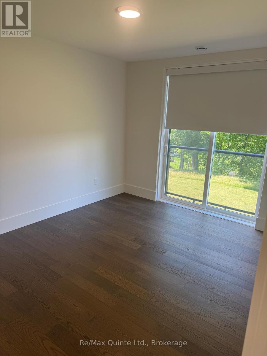 102 - 12 Clara Drive, Prince Edward County, Ontario  K0K 2T0 - Photo 11 - X13493414