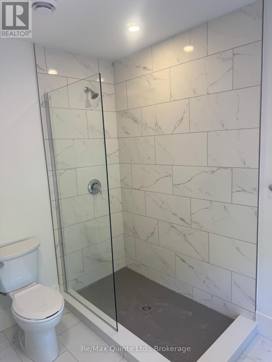 102 - 12 Clara Drive, Prince Edward County, Ontario  K0K 2T0 - Photo 7 - X13493414