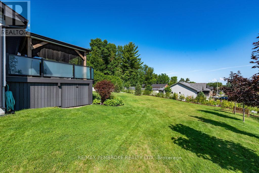 19 Nick Street, Petawawa, Ontario  K8H 0C2 - Photo 38 - X13109794
