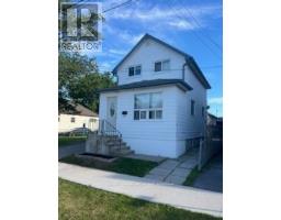 30 FIFTH STREET, Welland, Ontario