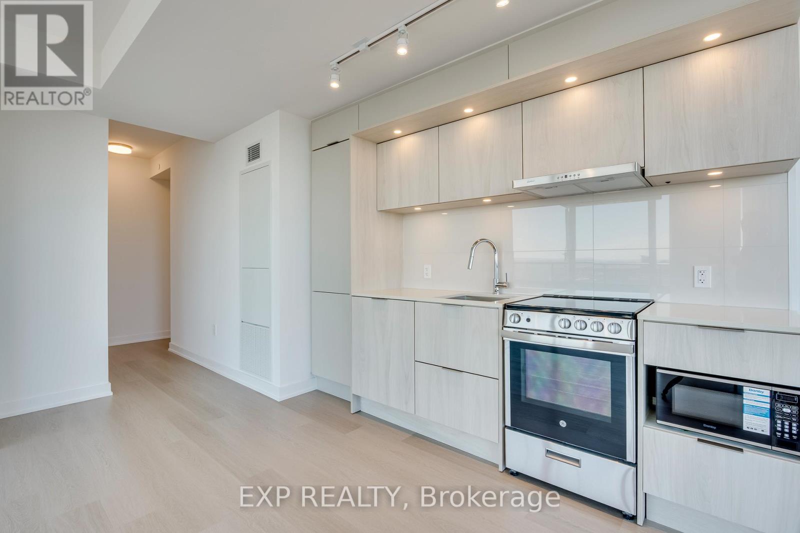 4511 - 448 Burnhamthorpe Road, Mississauga, Ontario  L5B 0R4 - Photo 16 - W13487924