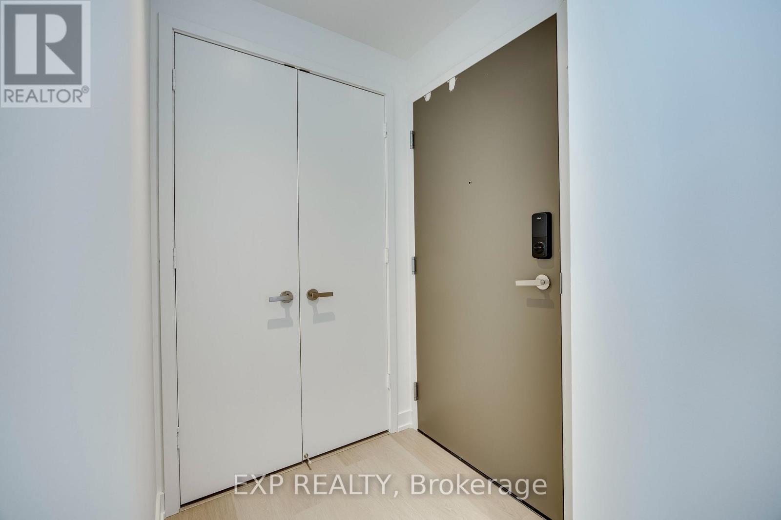 4511 - 448 Burnhamthorpe Road, Mississauga, Ontario  L5B 0R4 - Photo 7 - W13487924