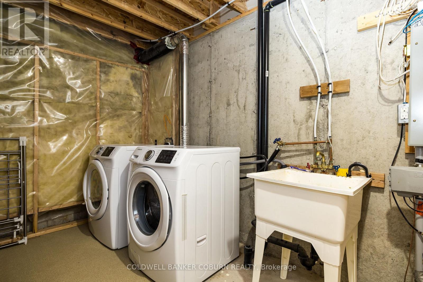 238 Arrita Street, Ottawa, Ontario  K2S 0J7 - Photo 36 - X13470208