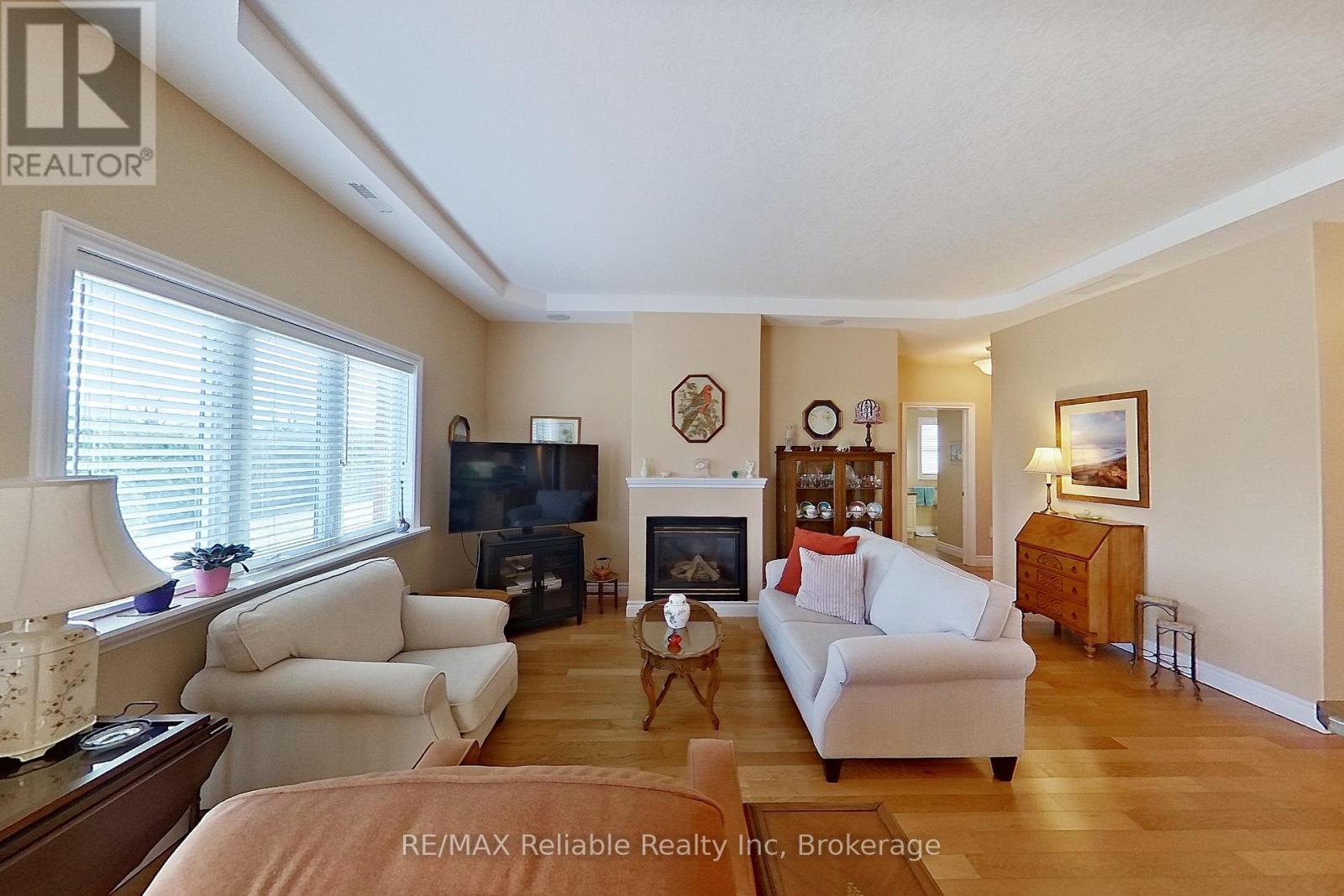 15 Bayfield Mews Lane, Bluewater, Ontario  N0M 1G0 - Photo 13 - X12887498