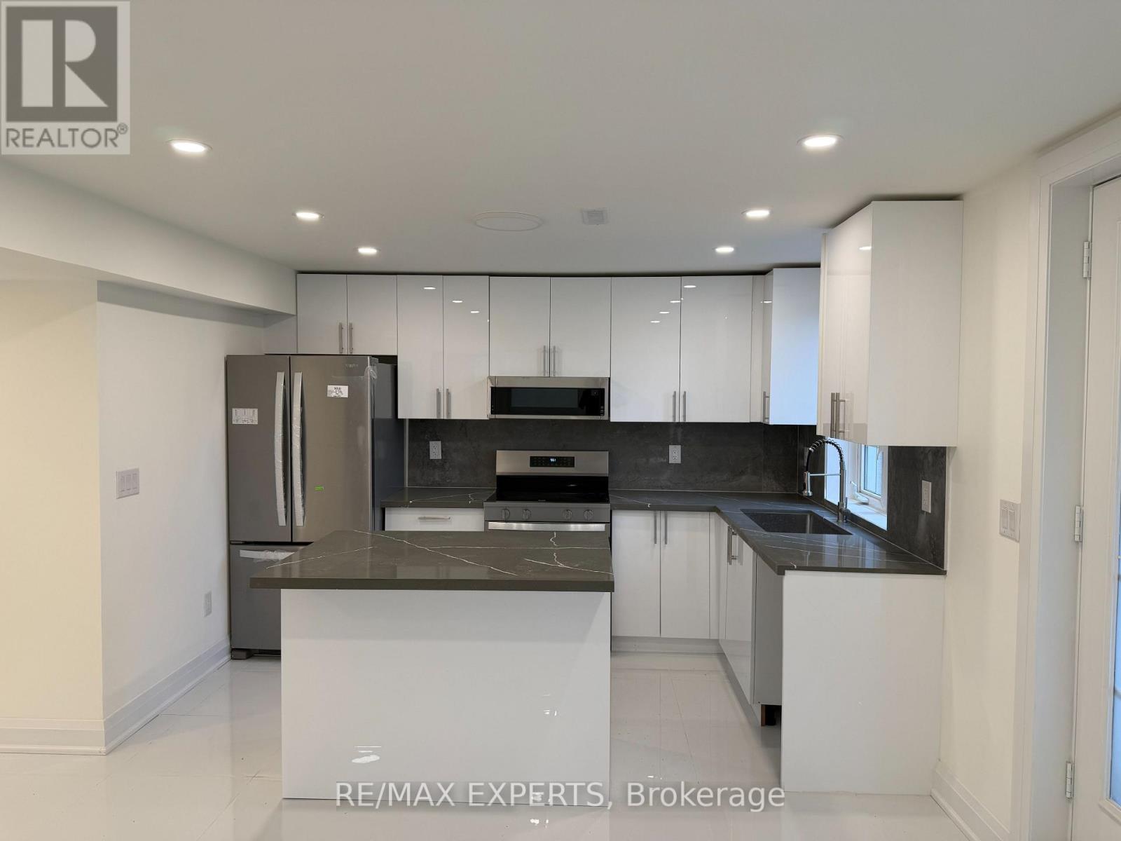 4 B TRAILSIDE DRIVE, Bradford West Gwillimbury, Ontario