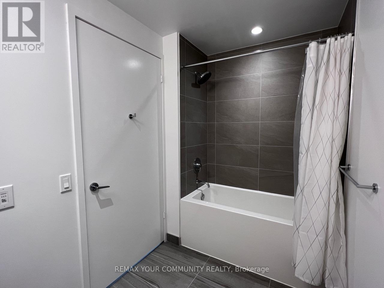 2611 - 898 Portage Parkway, Vaughan, Ontario  L4K 0J6 - Photo 15 - N13498630