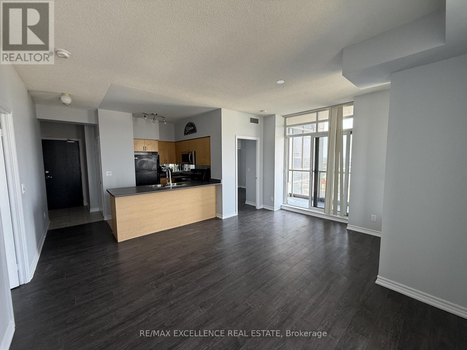 3306 - 388 Prince Of Wales Drive, Mississauga, Ontario  L5B 0A1 - Photo 2 - W13498606