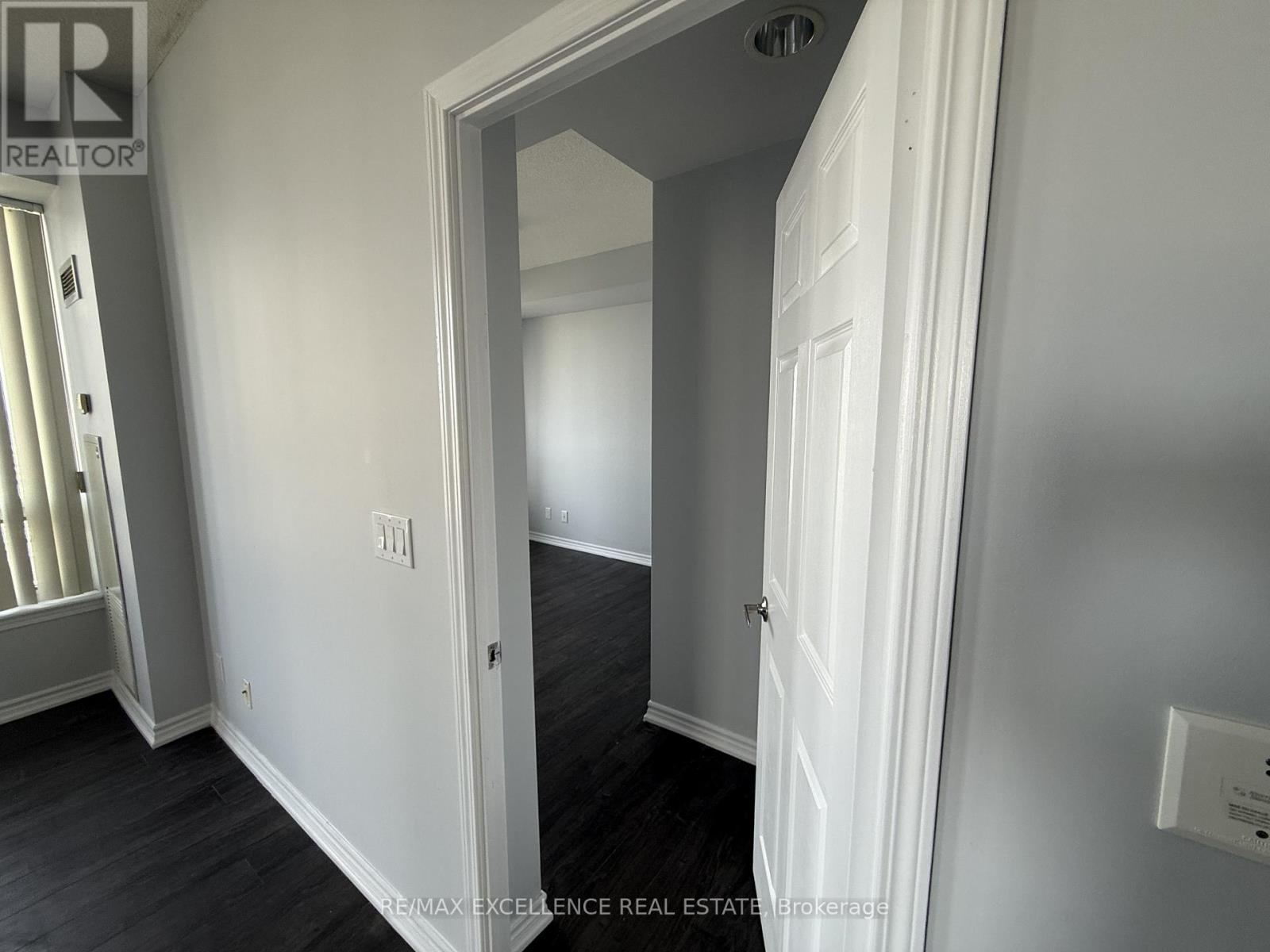 3306 - 388 Prince Of Wales Drive, Mississauga, Ontario  L5B 0A1 - Photo 9 - W13498606