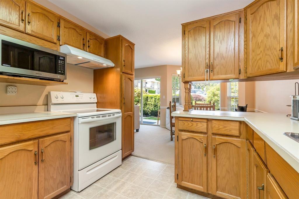 13 33123 George Ferguson Way, Abbotsford, British Columbia  V2S 2L6 - Photo 4 - R3072572
