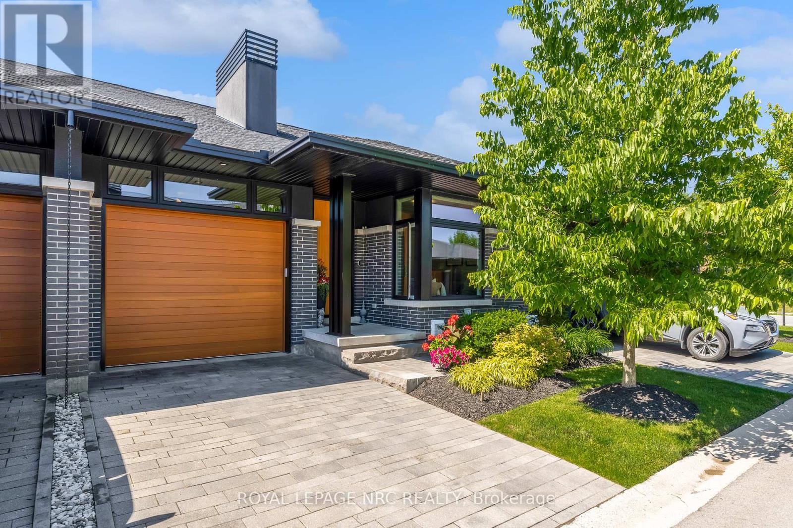 15 TALIESIN TRAIL, Welland, Ontario