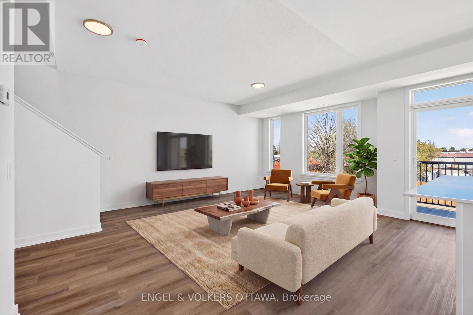 110 Stardust Private, Ottawa, Ontario  K1T 3W6 - Photo 15 - X13498642