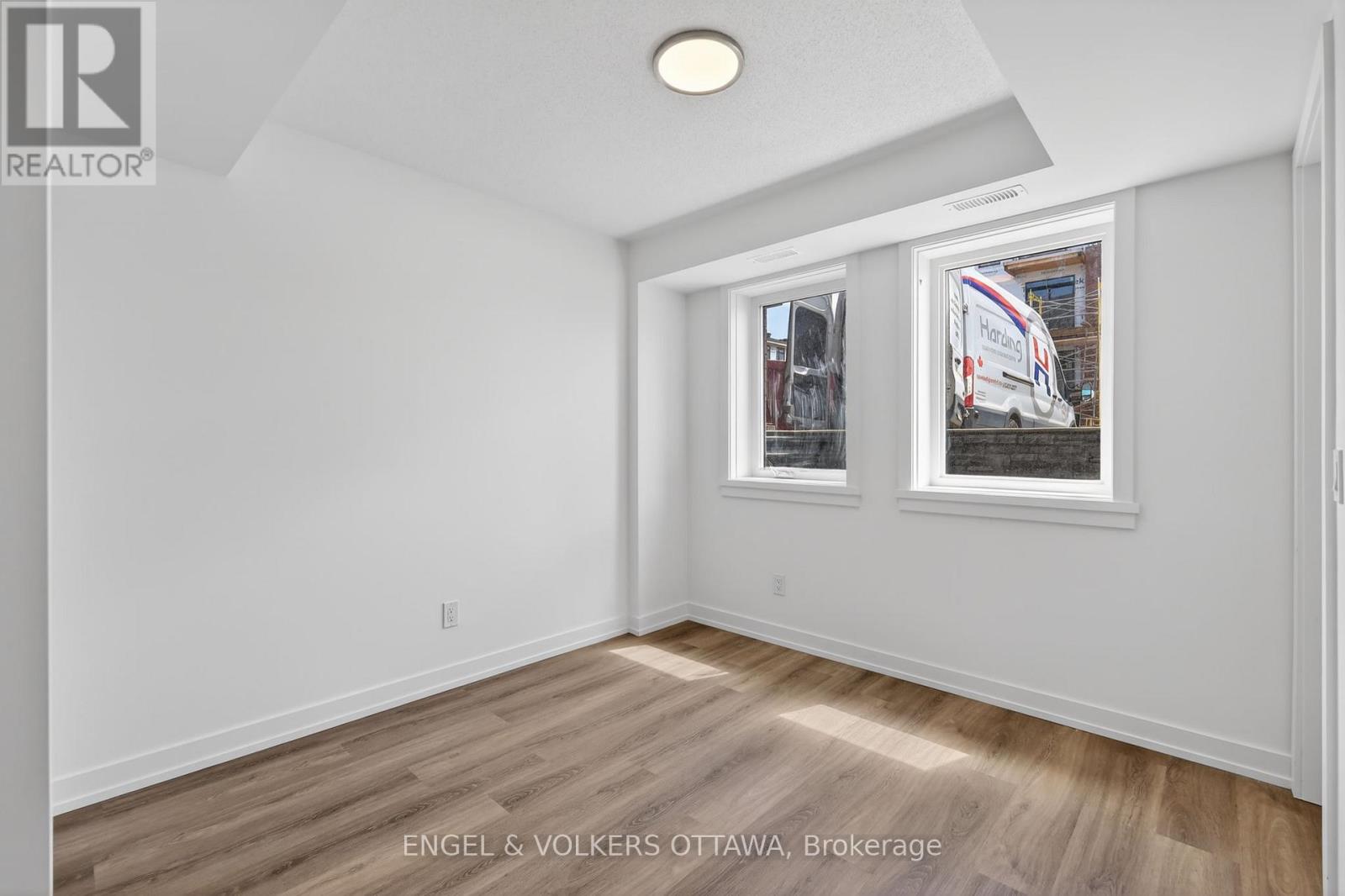 100 Stardust Private, Ottawa, Ontario  K1T 3W6 - Photo 21 - X13498656