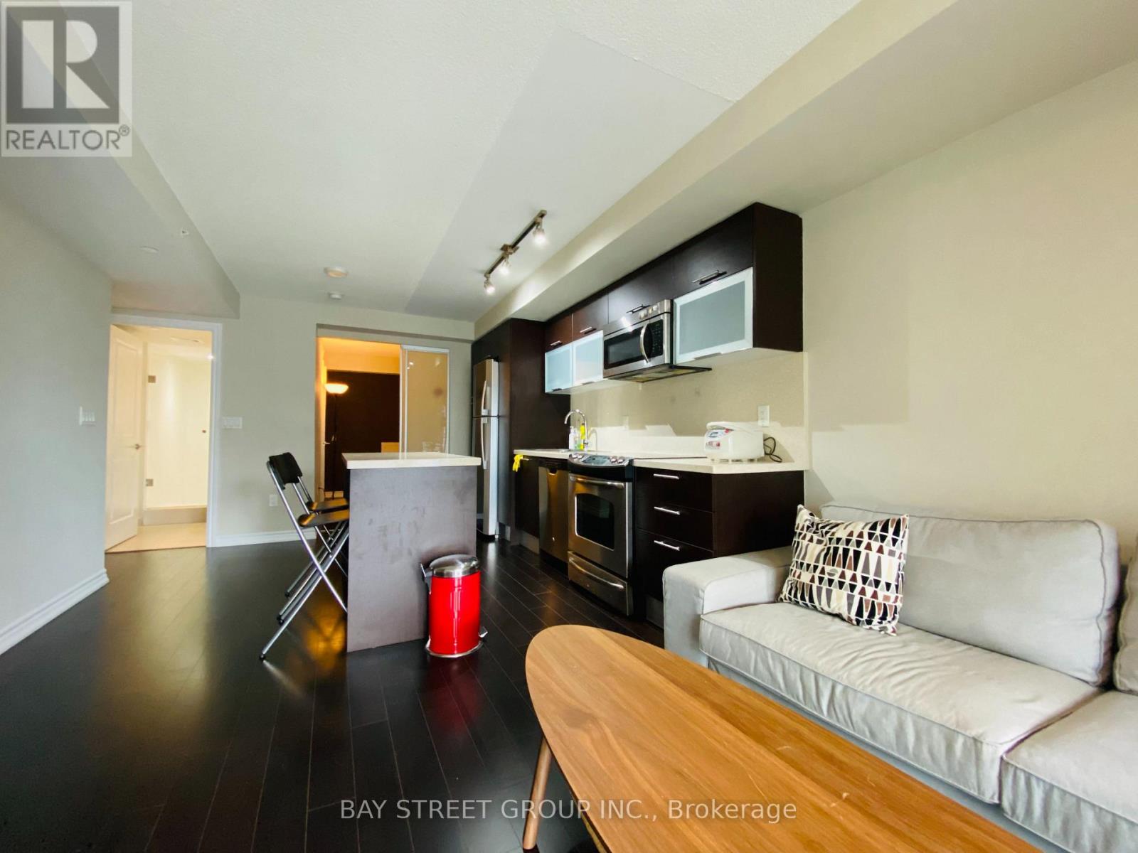 1609 - 386 Yonge Street, Toronto, Ontario  M5B 0A5 - Photo 3 - C13498658