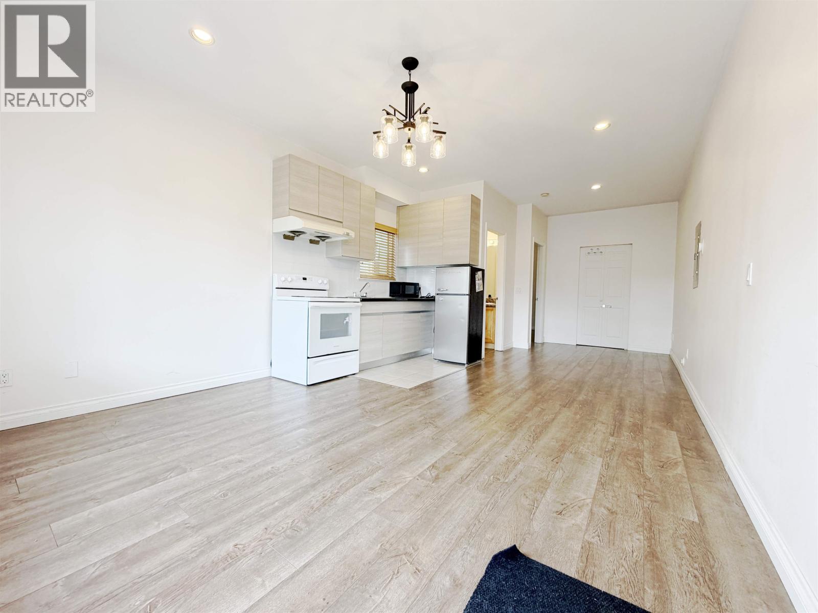 1 Br-6952 Curtis Street, Burnaby, British Columbia  V5B 2B1 - Photo 5 - R3140633