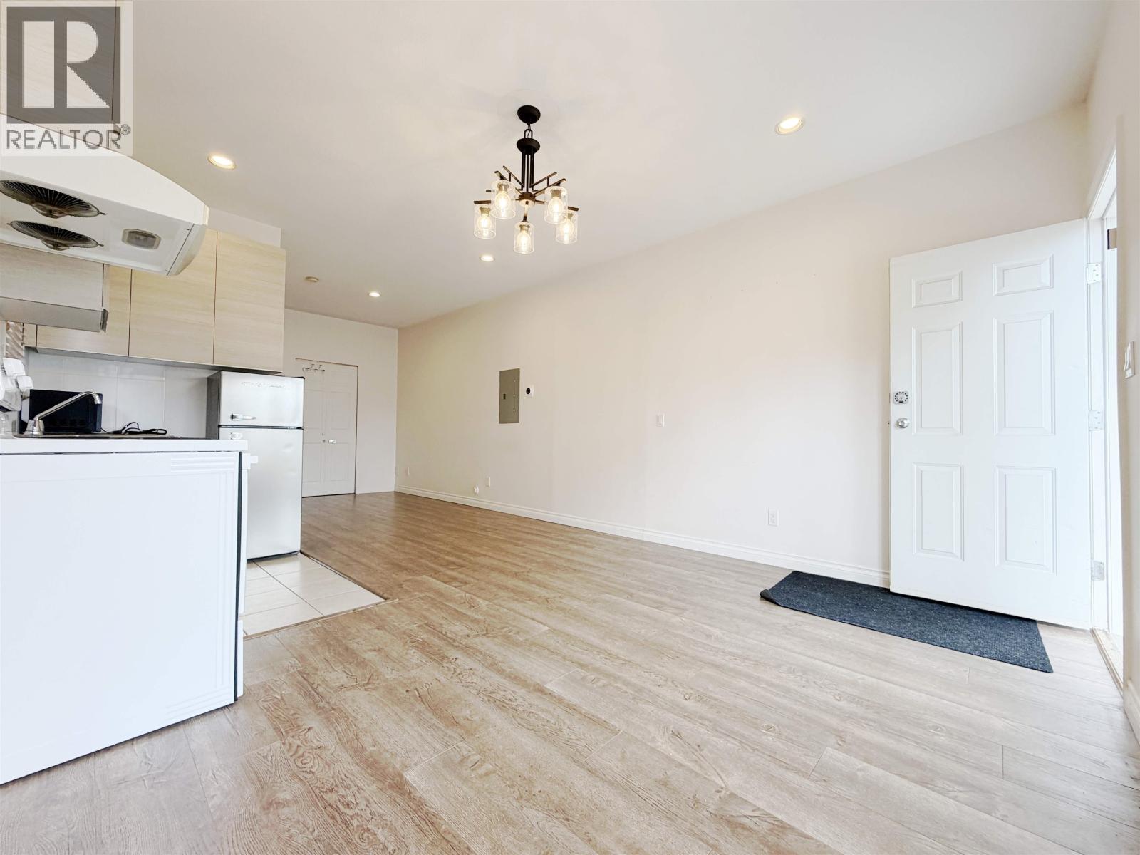 1 Br-6952 Curtis Street, Burnaby, British Columbia  V5B 2B1 - Photo 8 - R3140633