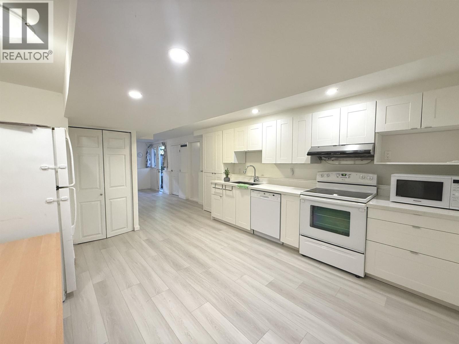 1365 Fulton Ave, Vancouver, British Columbia  V7T 1N9 - Photo 4 - R3140635