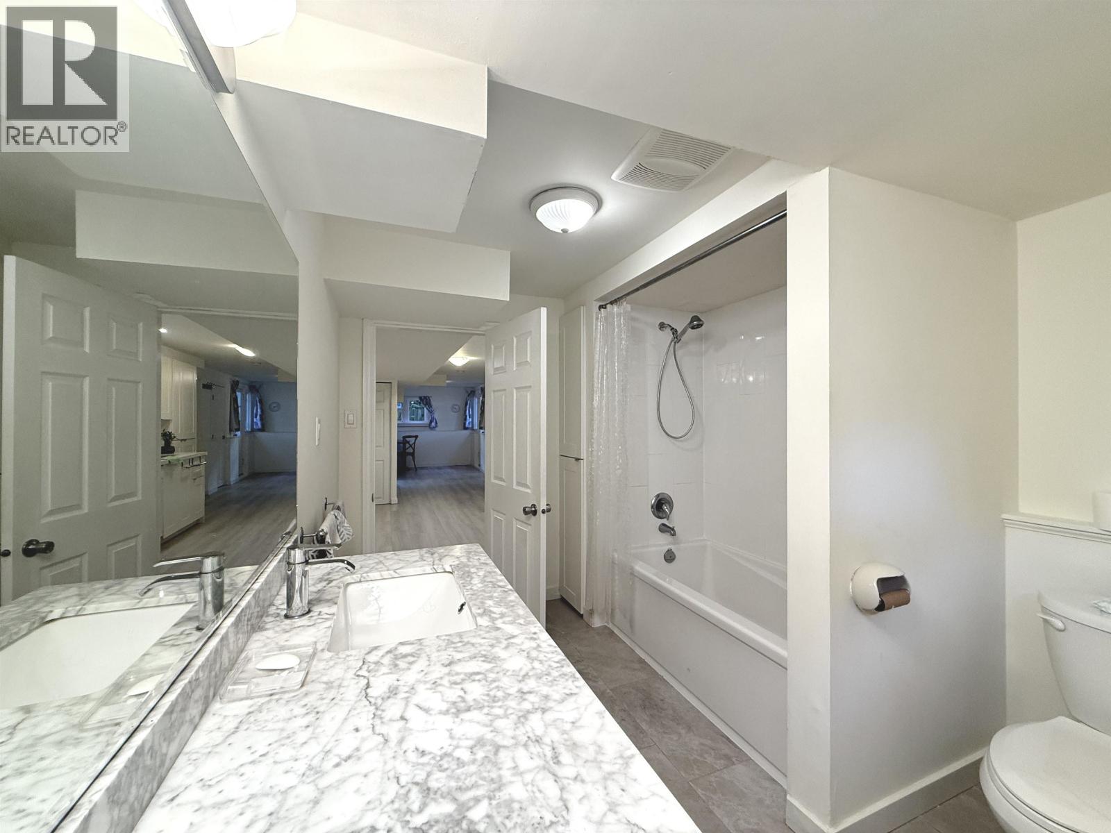 1365 Fulton Ave, Vancouver, British Columbia  V7T 1N9 - Photo 9 - R3140635