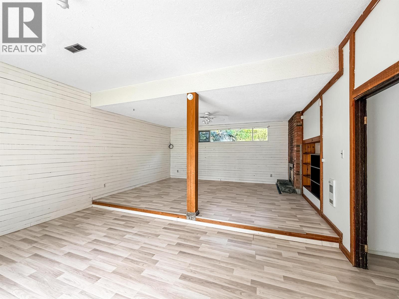 1275 N 12TH AVENUE — photo 12