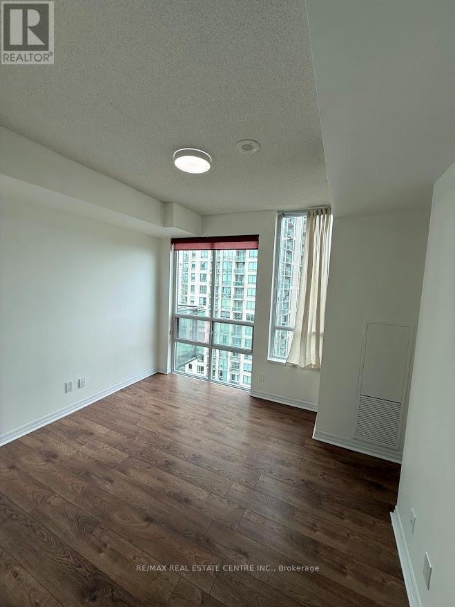 1705 - 3515 Kariya Dr Drive, Mississauga, Ontario  L5B 0C1 - Photo 15 - W13179348