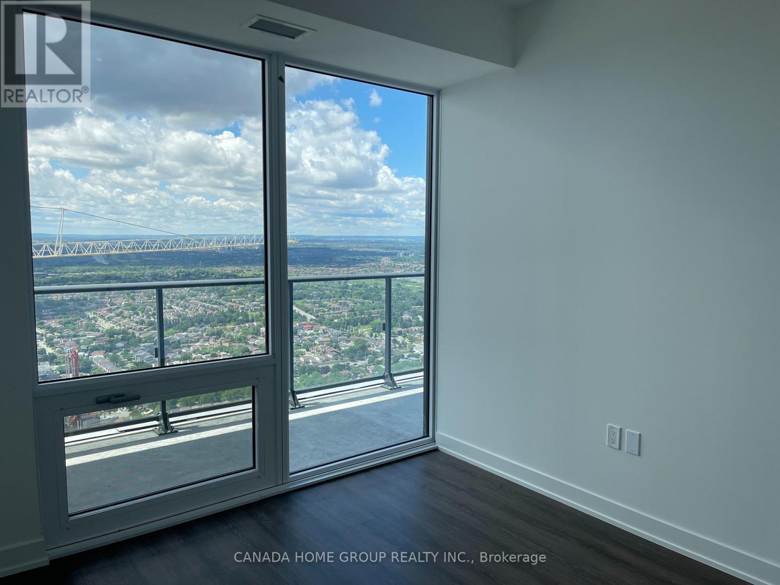 5210 - 448 Burnhamthorpe Road W, Mississauga, Ontario  L5B 0R4 - Photo 12 - W13494778