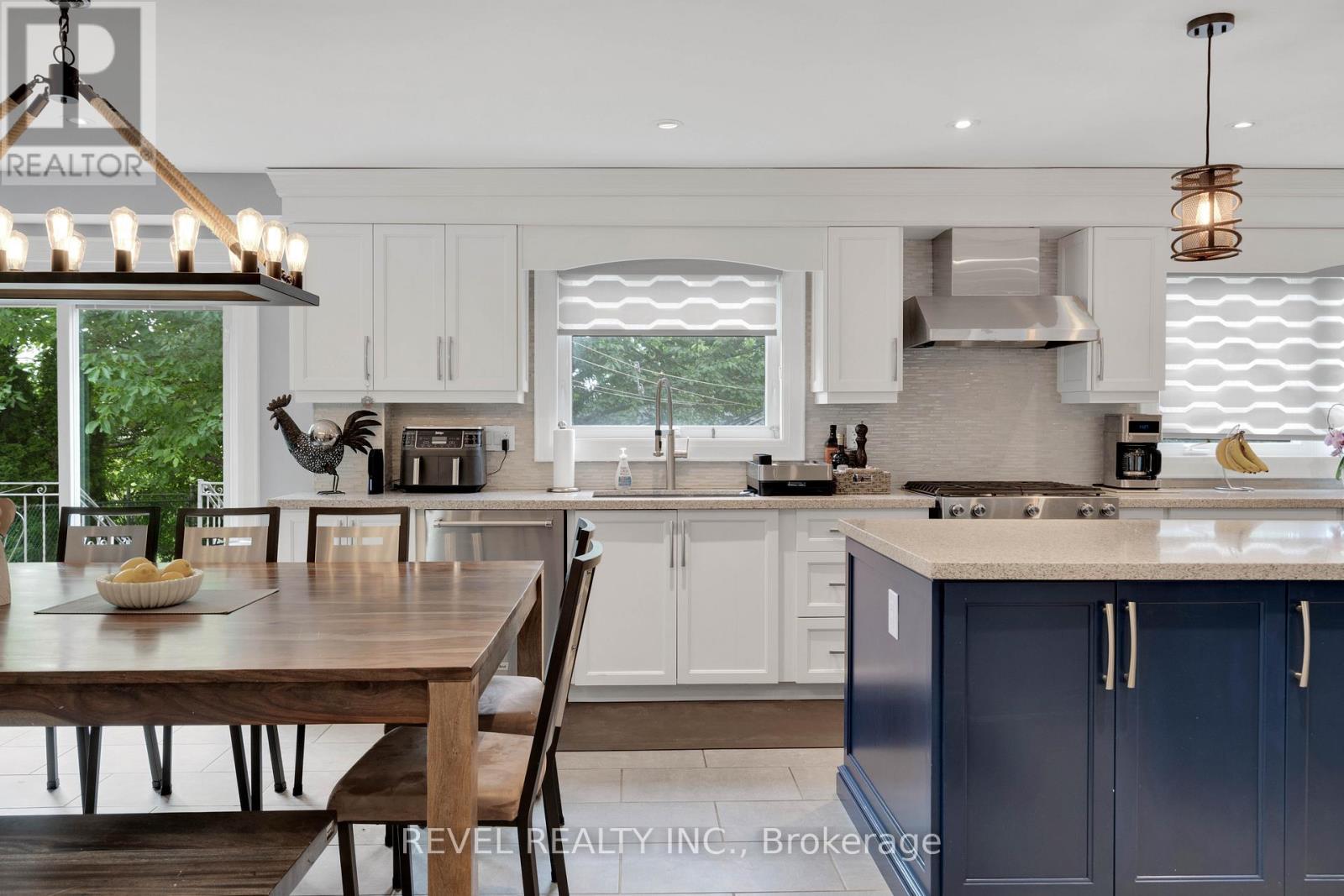 79 Arran Crescent, Vaughan, Ontario  L4L 1G4 - Photo 10 - N13498690