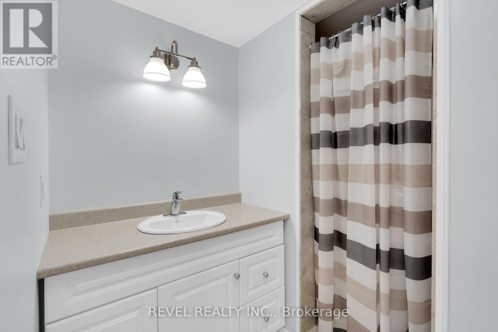 79 Arran Crescent, Vaughan, Ontario  L4L 1G4 - Photo 32 - N13498690