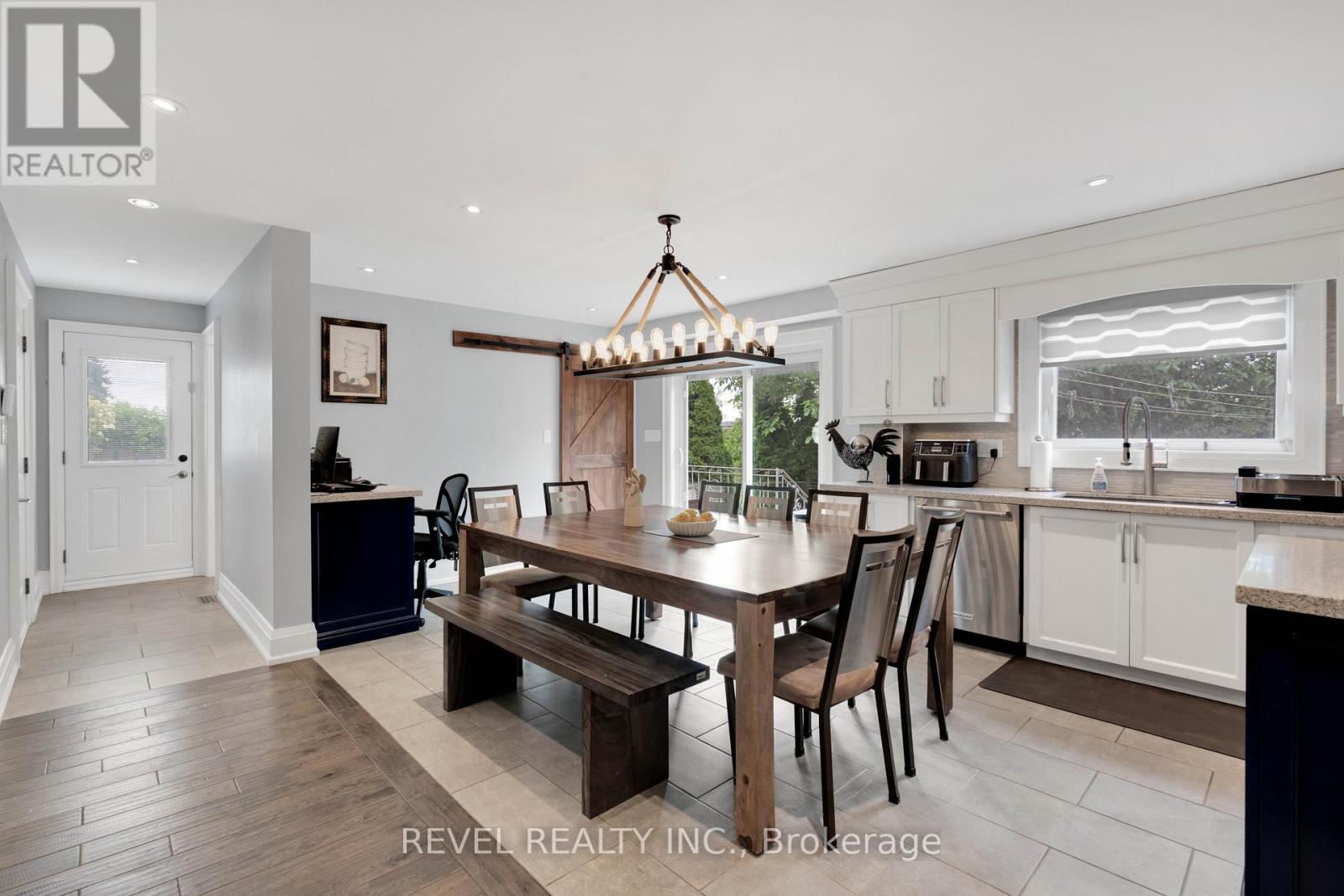 79 Arran Crescent, Vaughan, Ontario  L4L 1G4 - Photo 9 - N13498690
