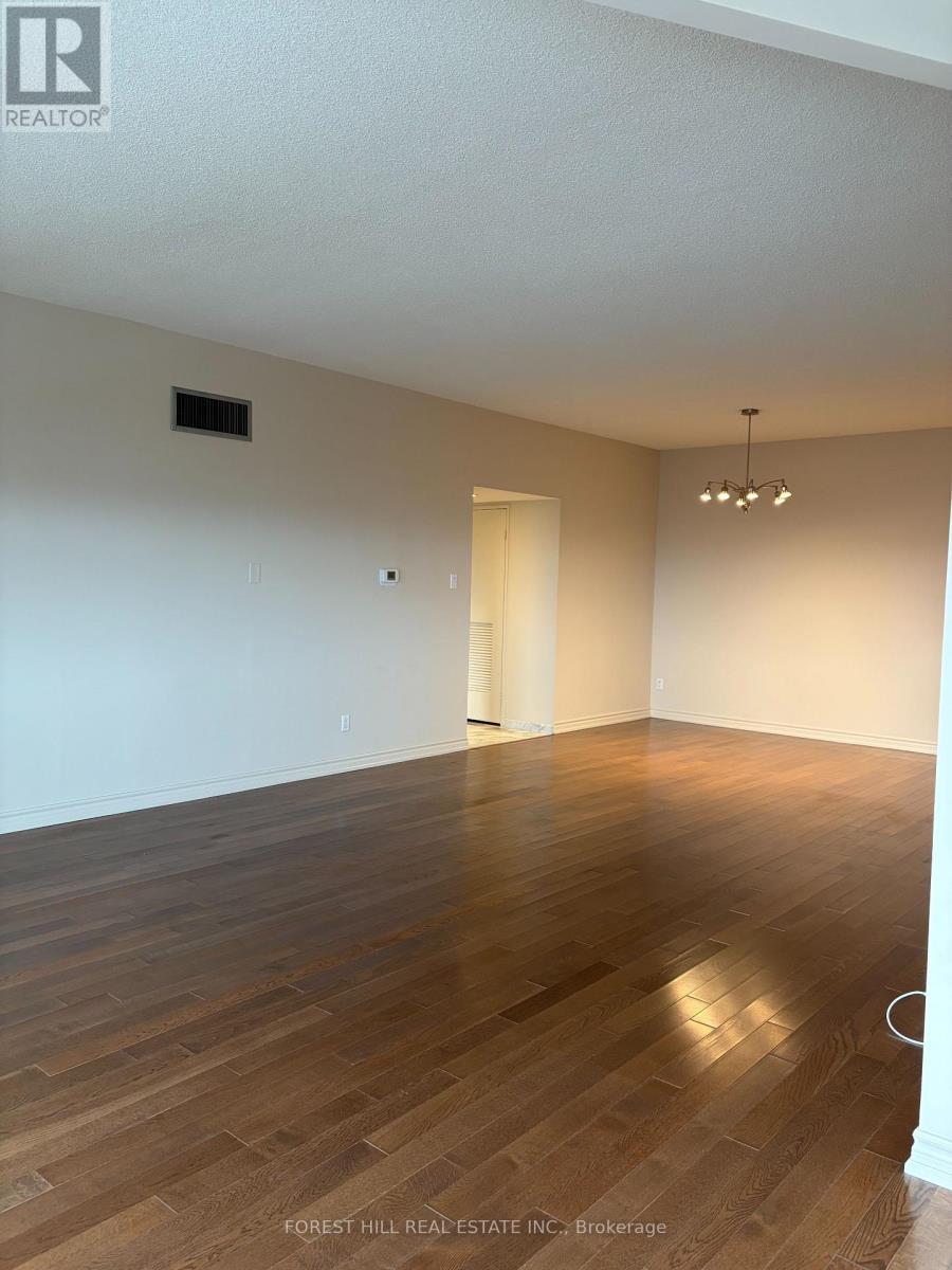 2501 - 1300 Bloor Street, Mississauga, Ontario  L4Y 3Z2 - Photo 9 - W12674274