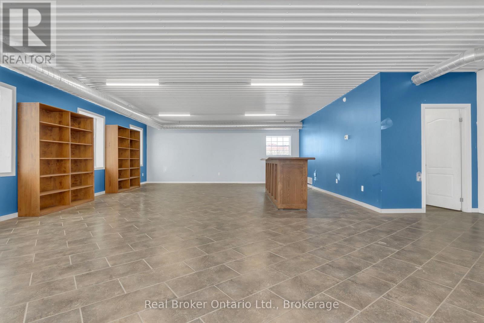 8485 Wellington Road 86, Mapleton, Ontario  N4W 3G8 - Photo 4 - X13498736