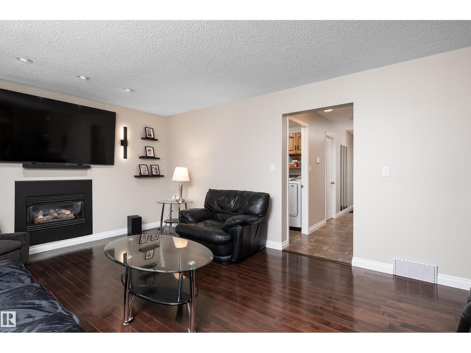 11028 11 Av NW, Edmonton, Alberta  T6J 6M9 - Photo 21 - E4496165