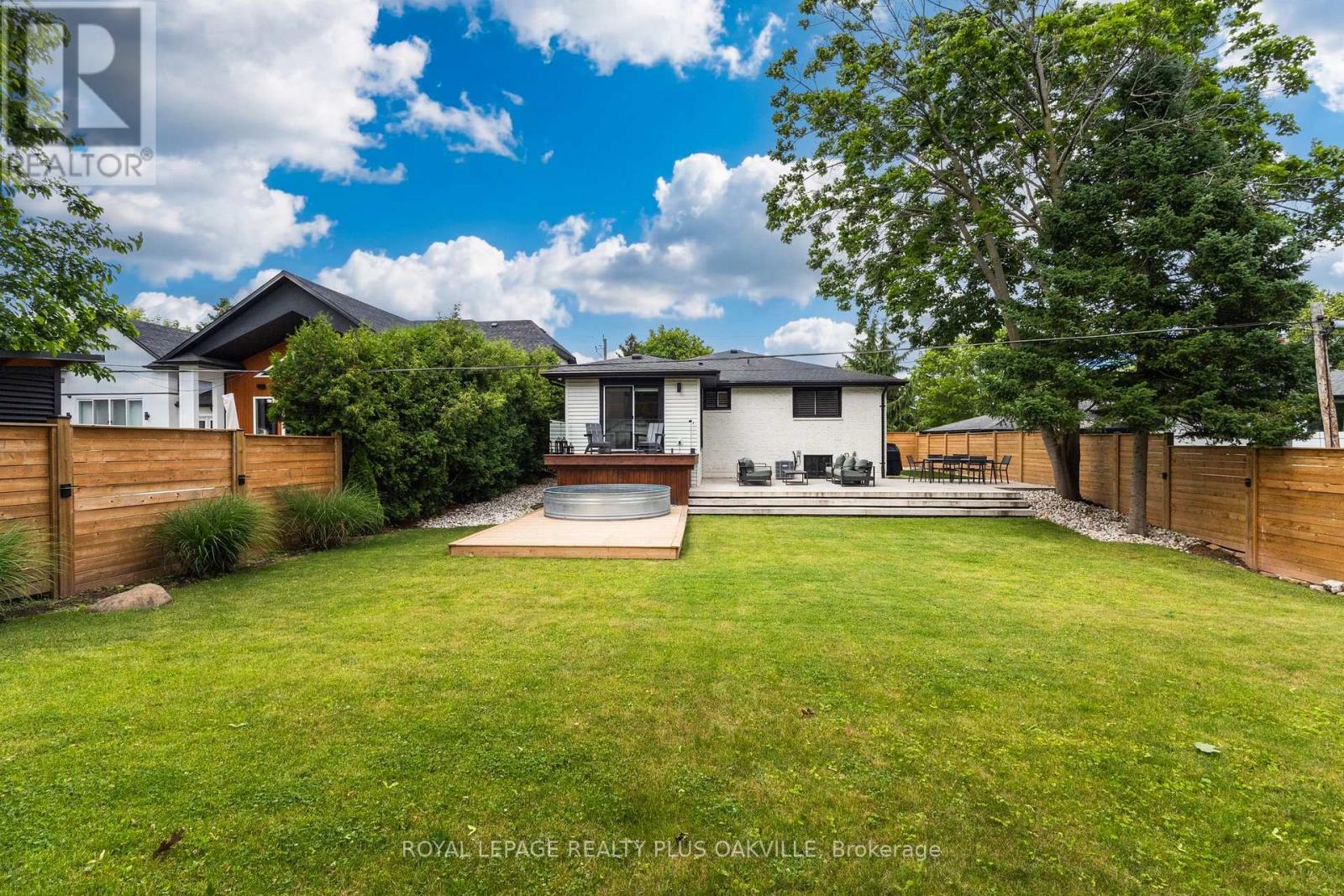 336 Tuck Drive, Burlington, Ontario  L7L 2R3 - Photo 35 - W13498746