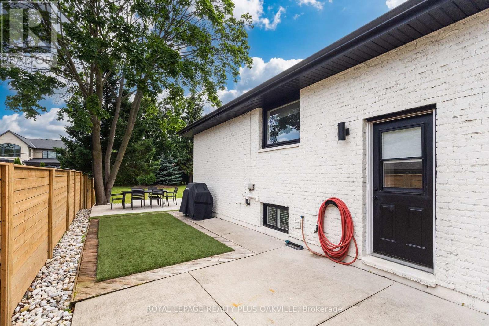 336 Tuck Drive, Burlington, Ontario  L7L 2R3 - Photo 45 - W13498746