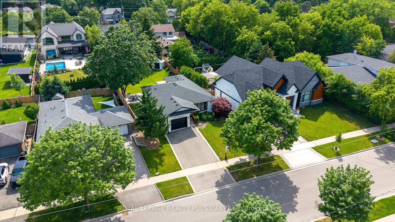 336 Tuck Drive, Burlington, Ontario  L7L 2R3 - Photo 49 - W13498746