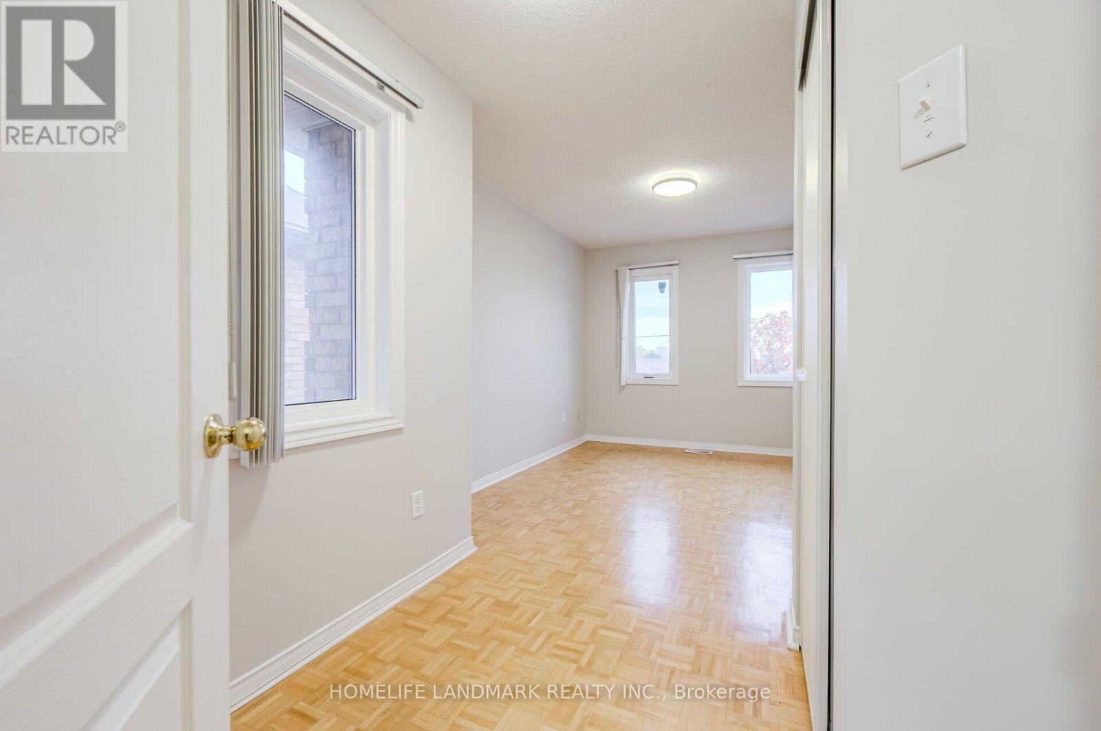 25 Warner Avenue, Toronto, Ontario  M4A 2X1 - Photo 23 - C13498654