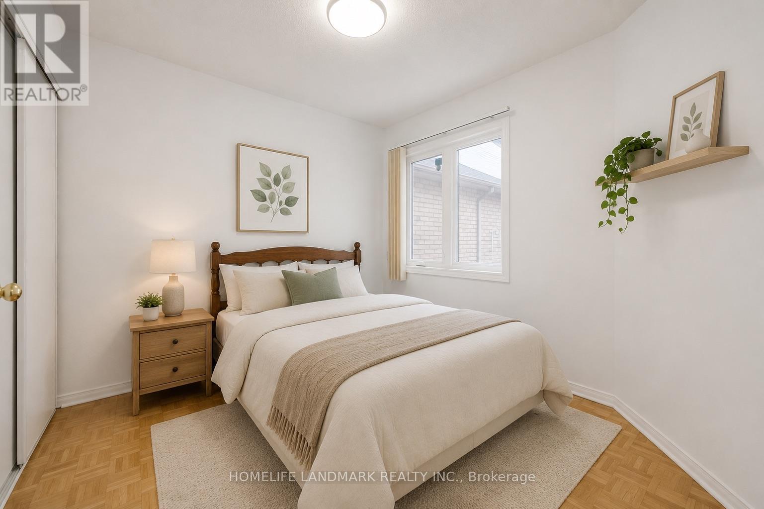 25 Warner Avenue, Toronto, Ontario  M4A 2X1 - Photo 27 - C13498654