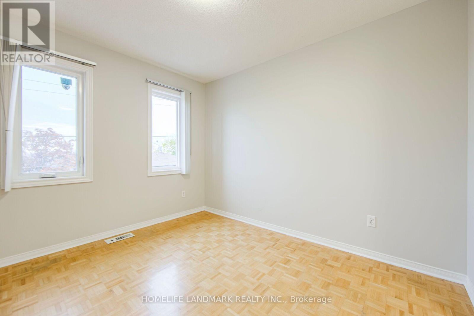 25 Warner Avenue, Toronto, Ontario  M4A 2X1 - Photo 24 - C13498654