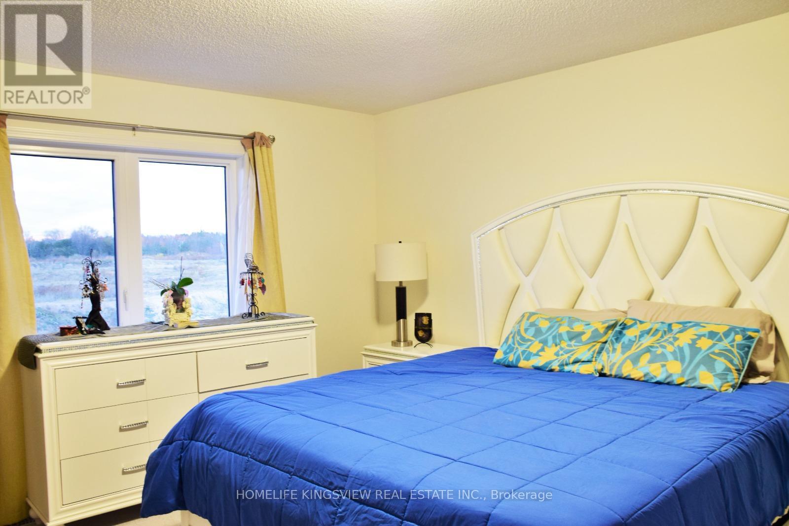 30 Sandhill Crane Drive, Wasaga Beach, Ontario  L9Z 0J6 - Photo 8 - S12970746
