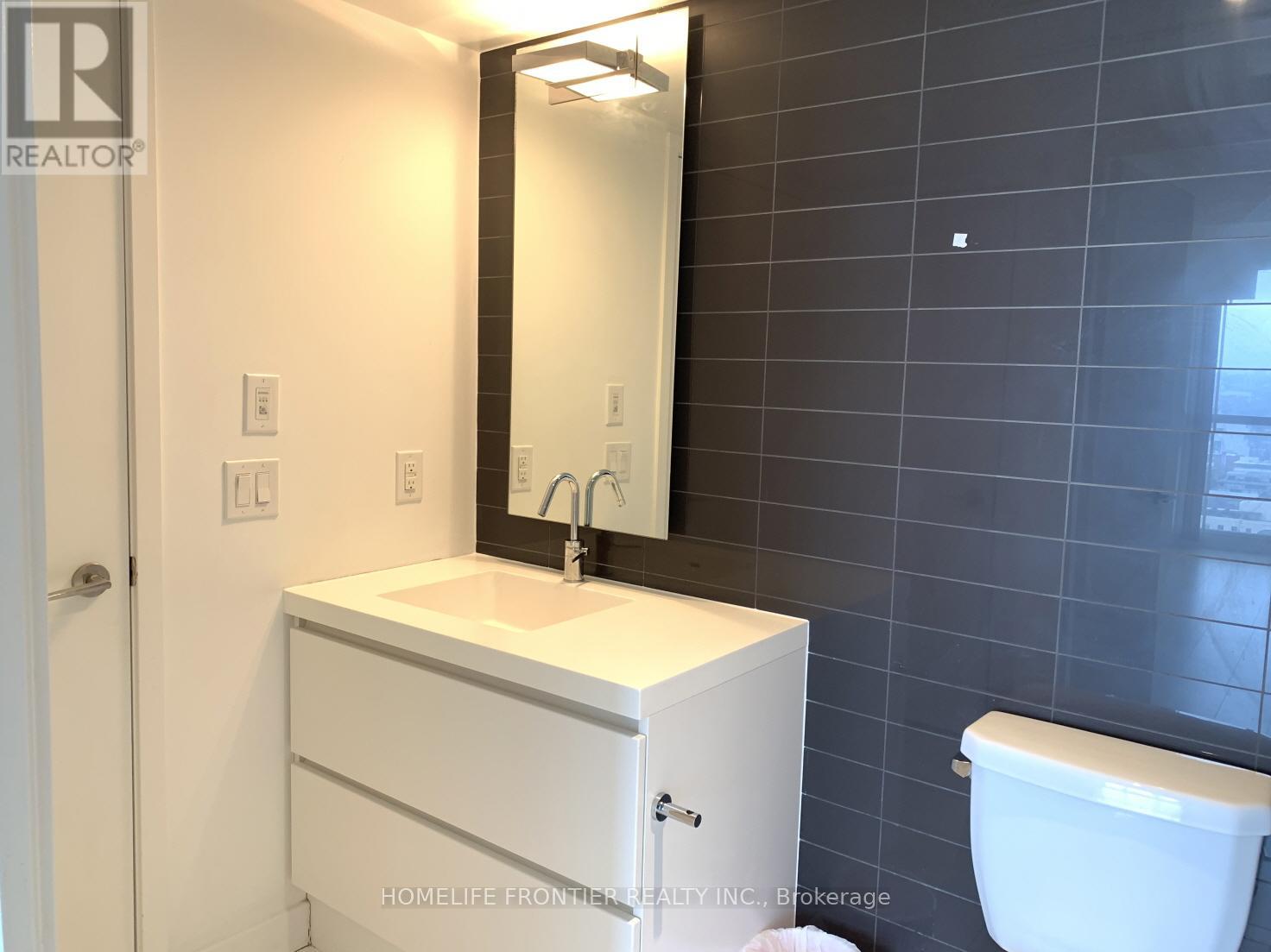 2711 - 85 Queens Wharf Road, Toronto, Ontario  M5V 0J9 - Photo 8 - C13498834