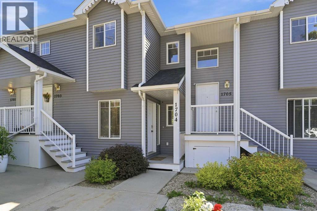 1704, 5220 50A Avenue, Sylvan Lake, Alberta