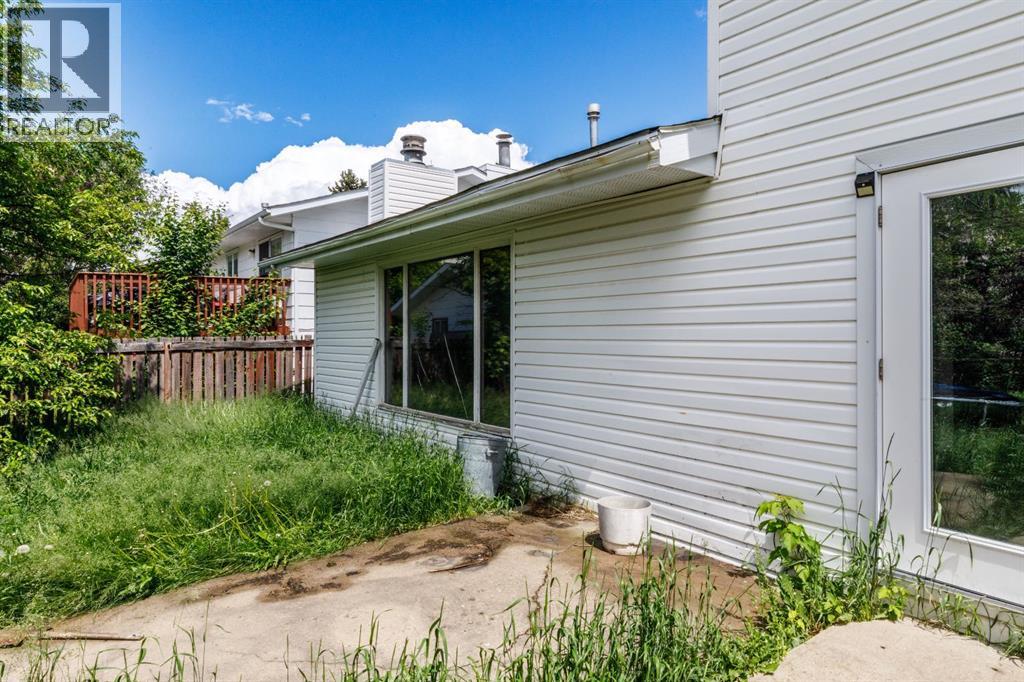36 Asmundsen Avenue, Red Deer, Alberta  T4R 1E9 - Photo 13 - A2324538