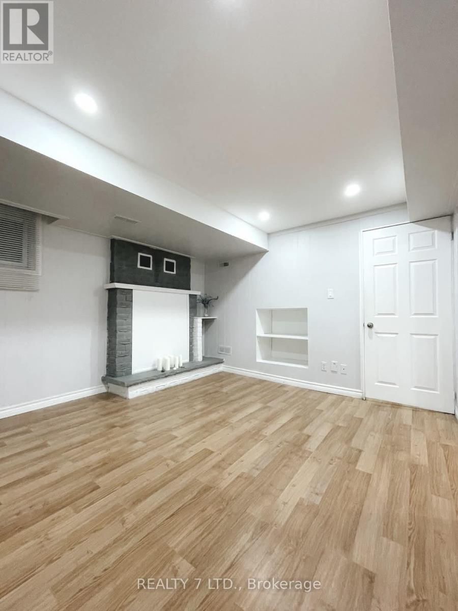 3 BSMT - 551 HAYWARD CRESCENT, Milton, Ontario