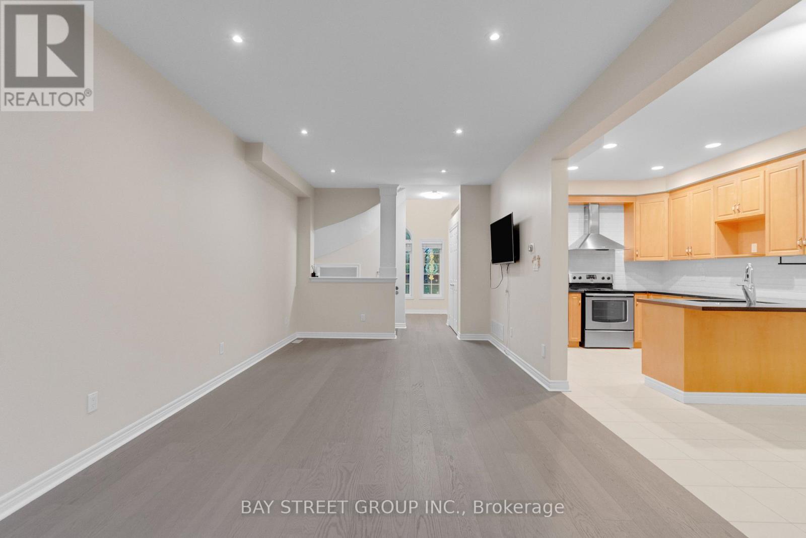 80 Irish Rose Drive, Markham, Ontario  L6C 2J6 - Photo 17 - N13496870