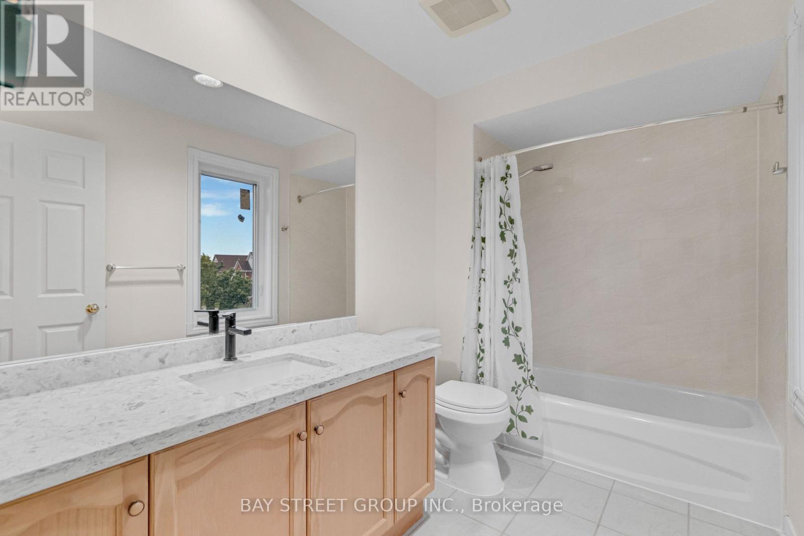 80 Irish Rose Drive, Markham, Ontario  L6C 2J6 - Photo 31 - N13496870