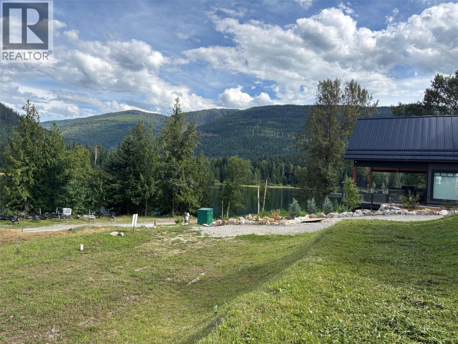 1681 Sugar Lake Road Unit# 13, Cherryville, British Columbia  V0E 2G2 - Photo 1 - 10377175