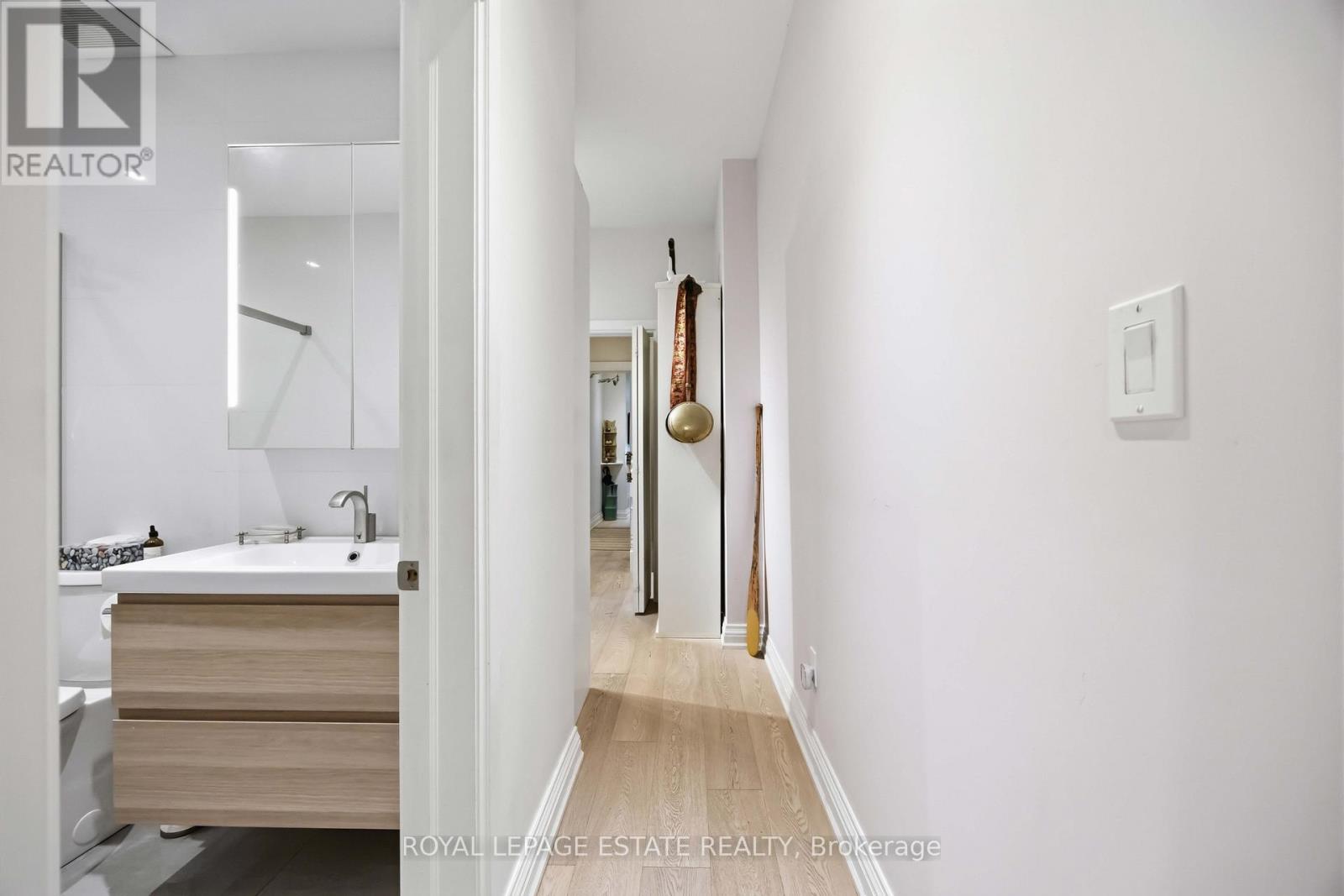 Main - 100 Seaton Street, Toronto, Ontario  M5A 2T3 - Photo 12 - C13494514