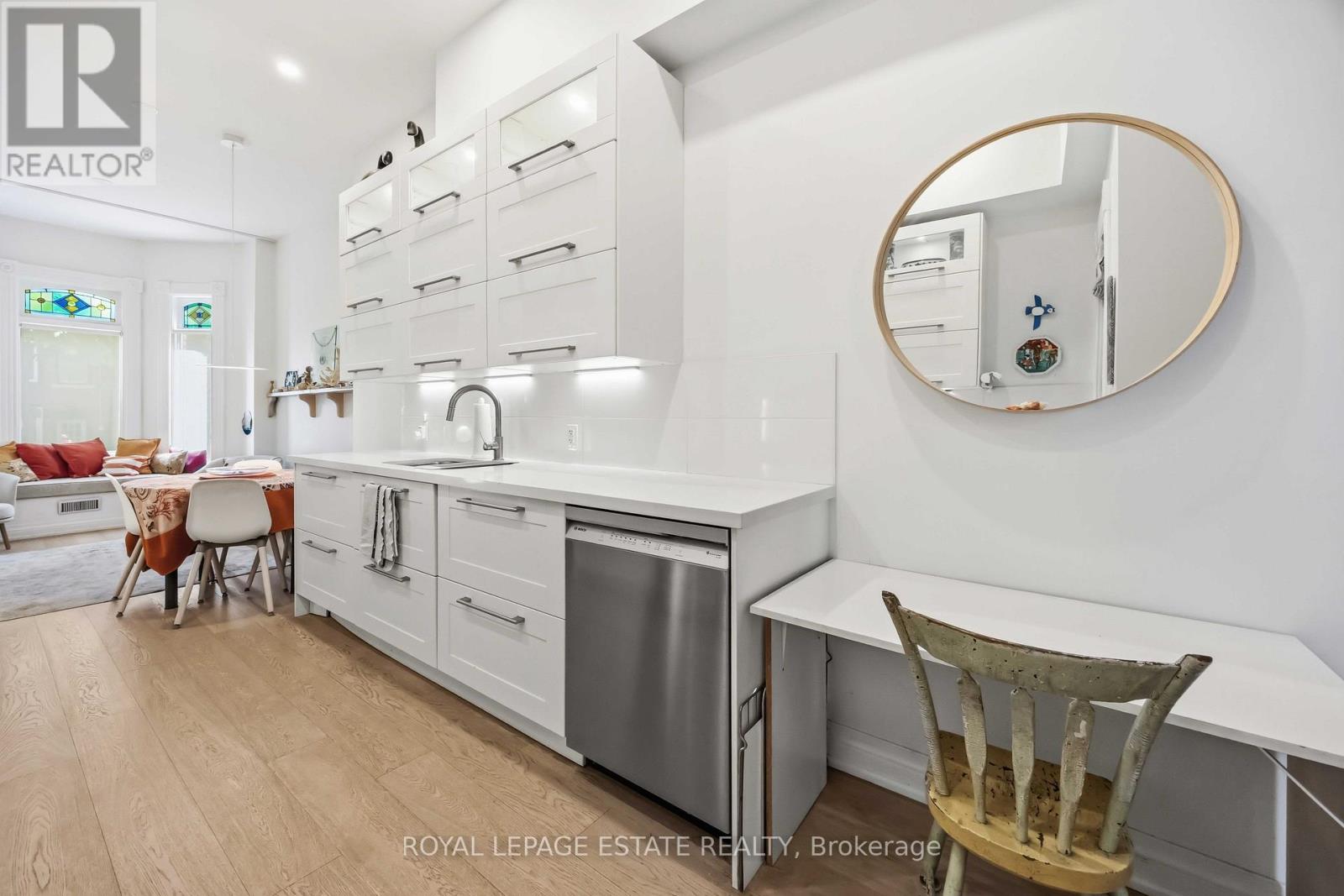 Main - 100 Seaton Street, Toronto, Ontario  M5A 2T3 - Photo 6 - C13494514