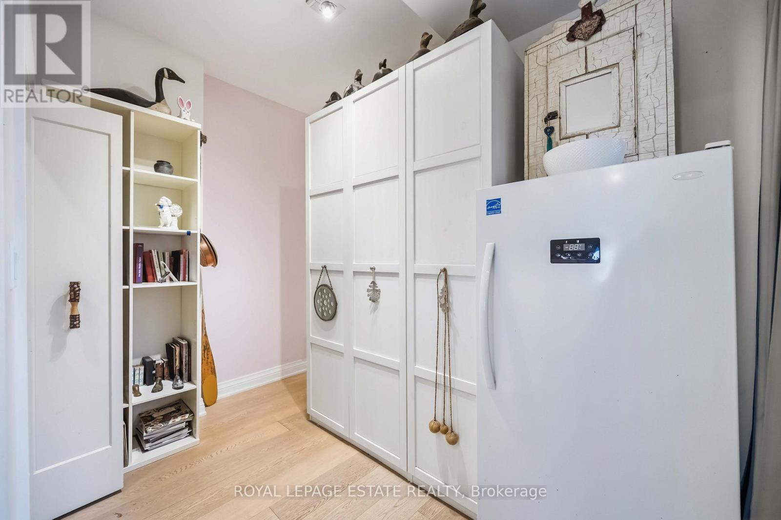 Main - 100 Seaton Street, Toronto, Ontario  M5A 2T3 - Photo 11 - C13494514
