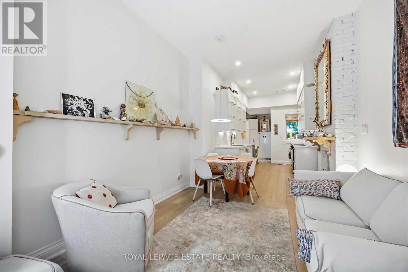 Main - 100 Seaton Street, Toronto, Ontario  M5A 2T3 - Photo 4 - C13494514