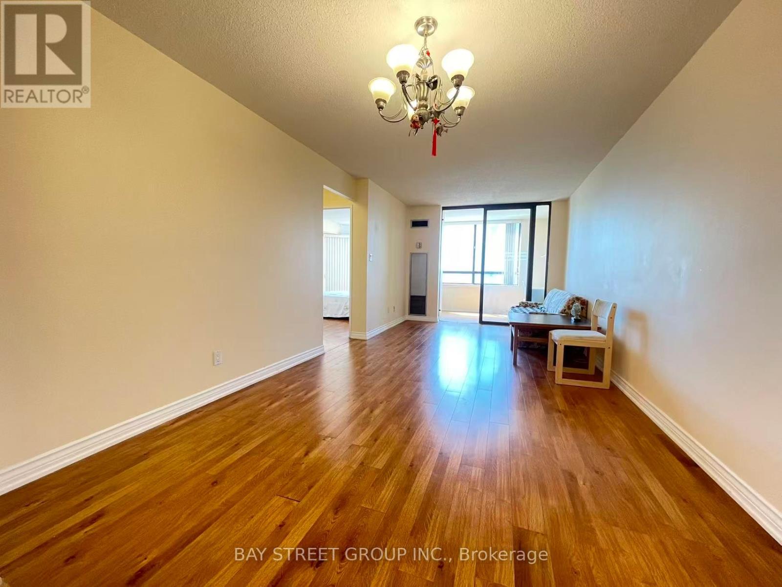 1537 - 25 Bamburgh Circuit, Toronto, Ontario  M1W 3W2 - Photo 8 - E13498540