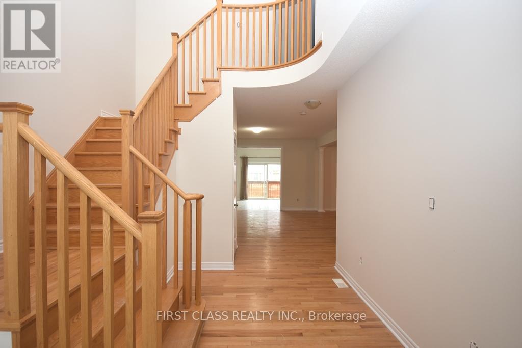 Main - 2588 Standardbred Drive, Oshawa, Ontario  L1L 0H8 - Photo 3 - E13498872